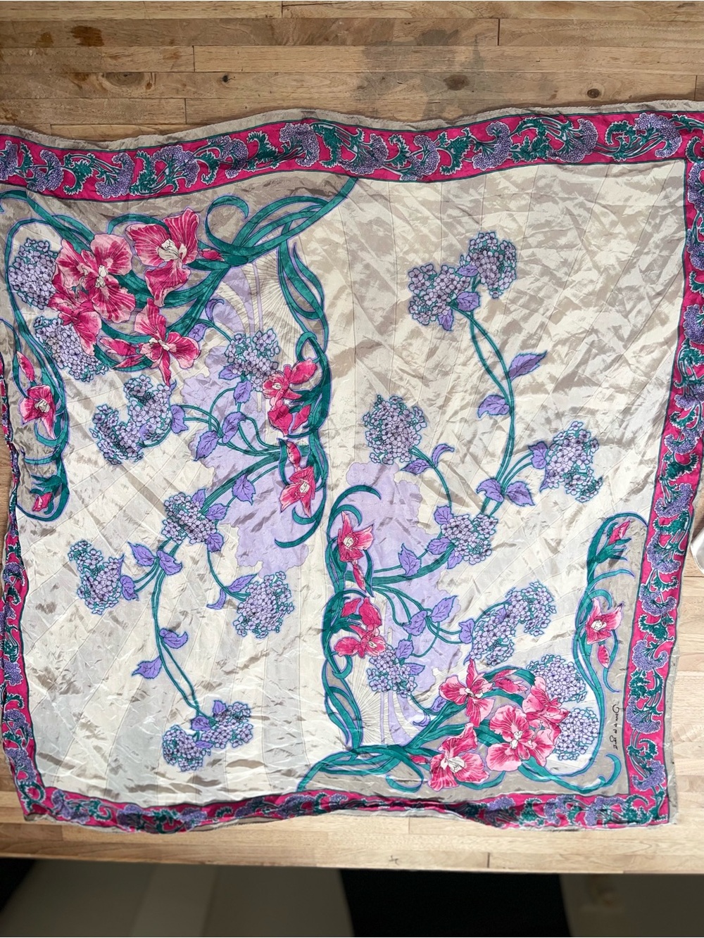 Oscar de la Renta 100% Silk Floral Scarf